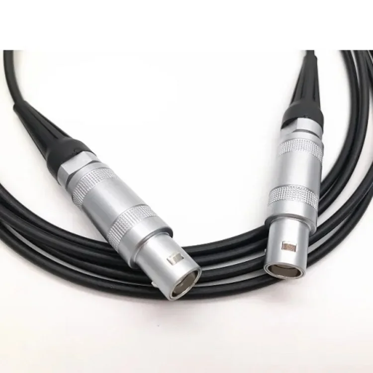 Como o conector à prova d'água de latão melhora a conectividade industrial?